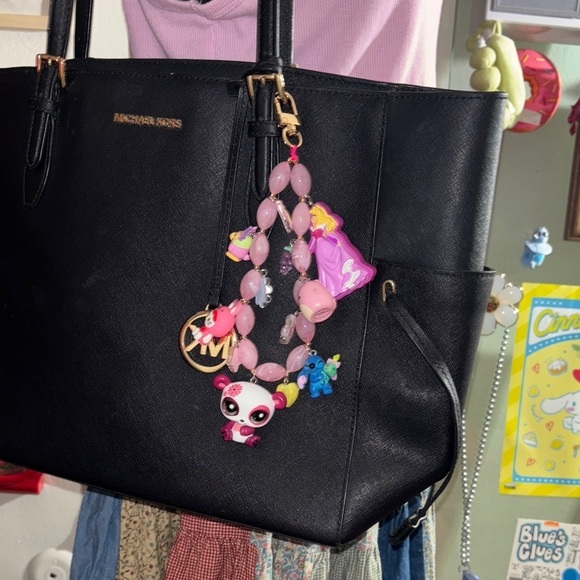 Littlest Pet Shop Handbags - Cutie Clip Beaded Charm Keychain with LPS, Hello Kitty, Stitch & More